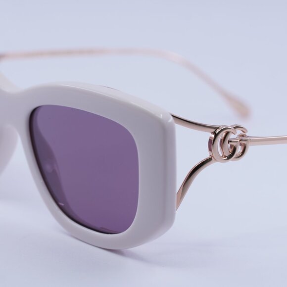 Gucci GG1566S 003 Sunglasses Ivory/Gold Rectangle Frame, Violet Lenses - Picture 4 of 12